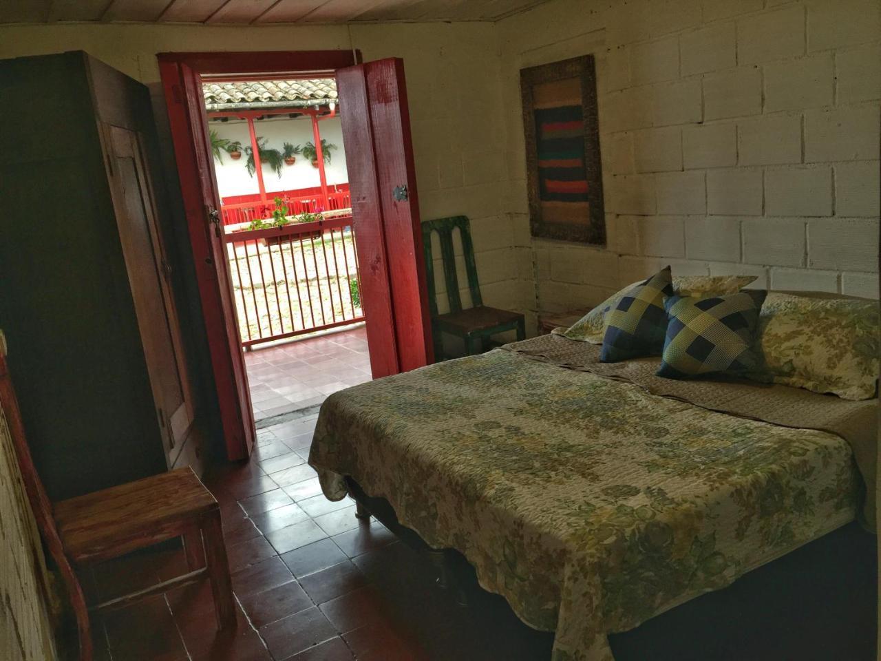 Hostal La Laguna Villamaría المظهر الخارجي الصورة