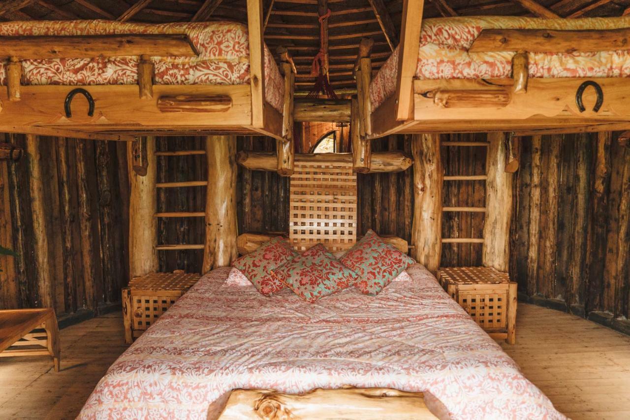 Hostal La Laguna Villamaría المظهر الخارجي الصورة